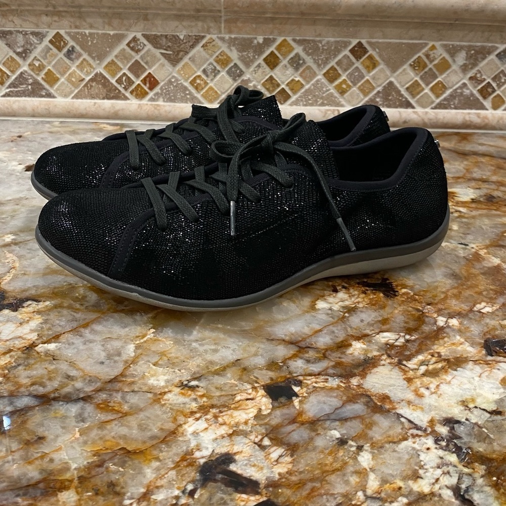 Revere Woman Lyon Leather shoes size 8M - Picture 2 of 6